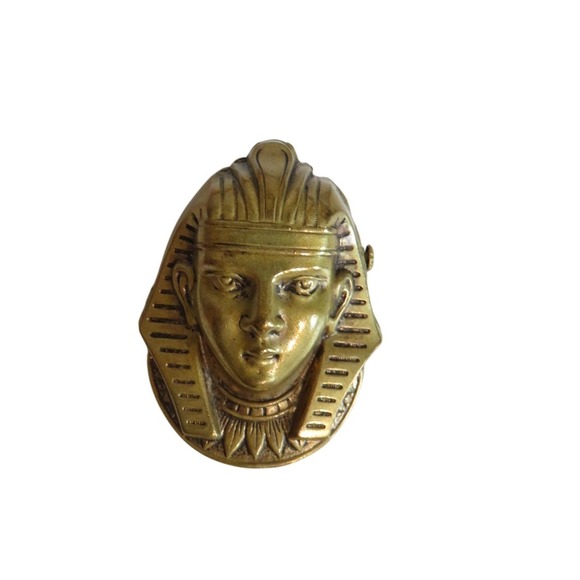 Vintage‎ Egyptian Pharaoh Face Brooch Pin Brass Tone Collectible Accessory - Picture 9 of 9